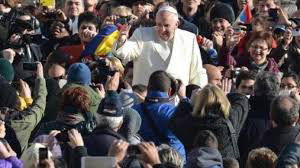 Papa Francesco sarà a Torino per l'ostensione della Sindone. Nel 2015 con Expo ed eventi religiosi il Torinese attende migliaia di turisti